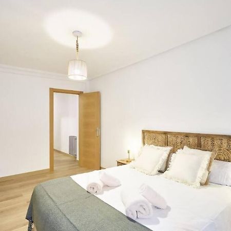 Apartamento Torre De La Clerecia Centro Apartment Salamanca Luaran gambar