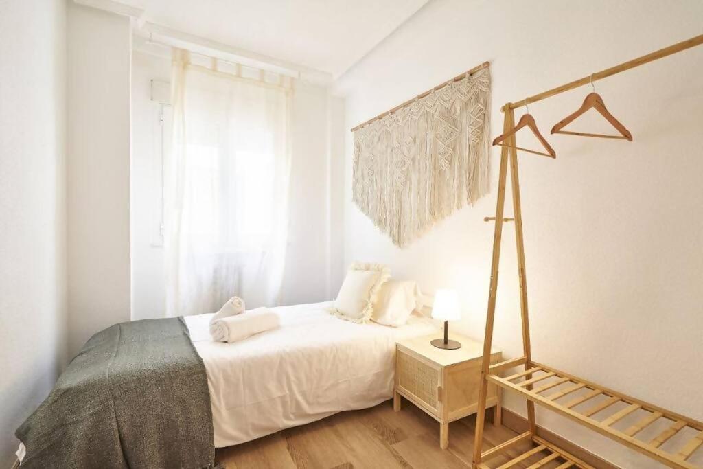 Apartamento Torre De La Clerecia Centro Apartment Salamanca Luaran gambar