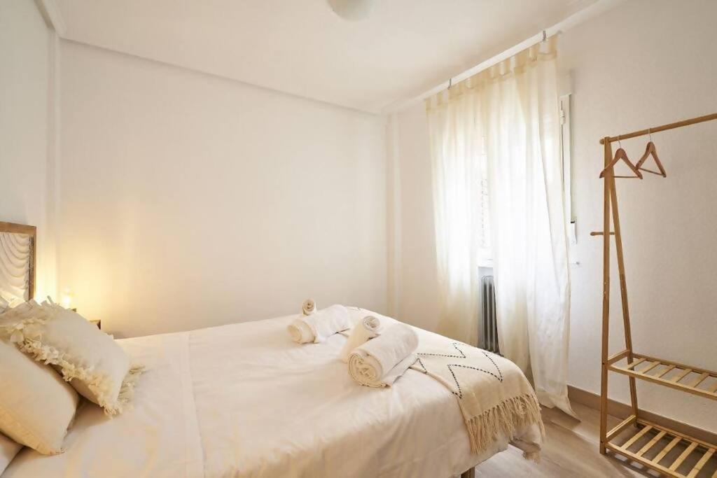 Apartamento Torre De La Clerecia Centro Apartment Salamanca Luaran gambar