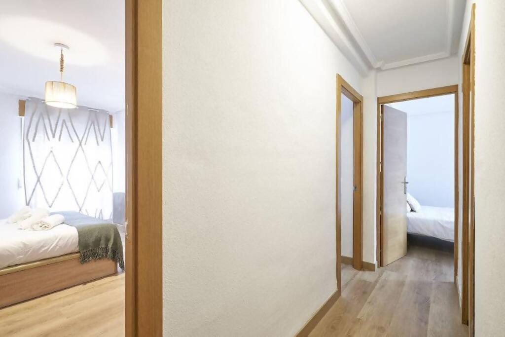 Apartamento Torre De La Clerecia Centro Apartment Salamanca Luaran gambar